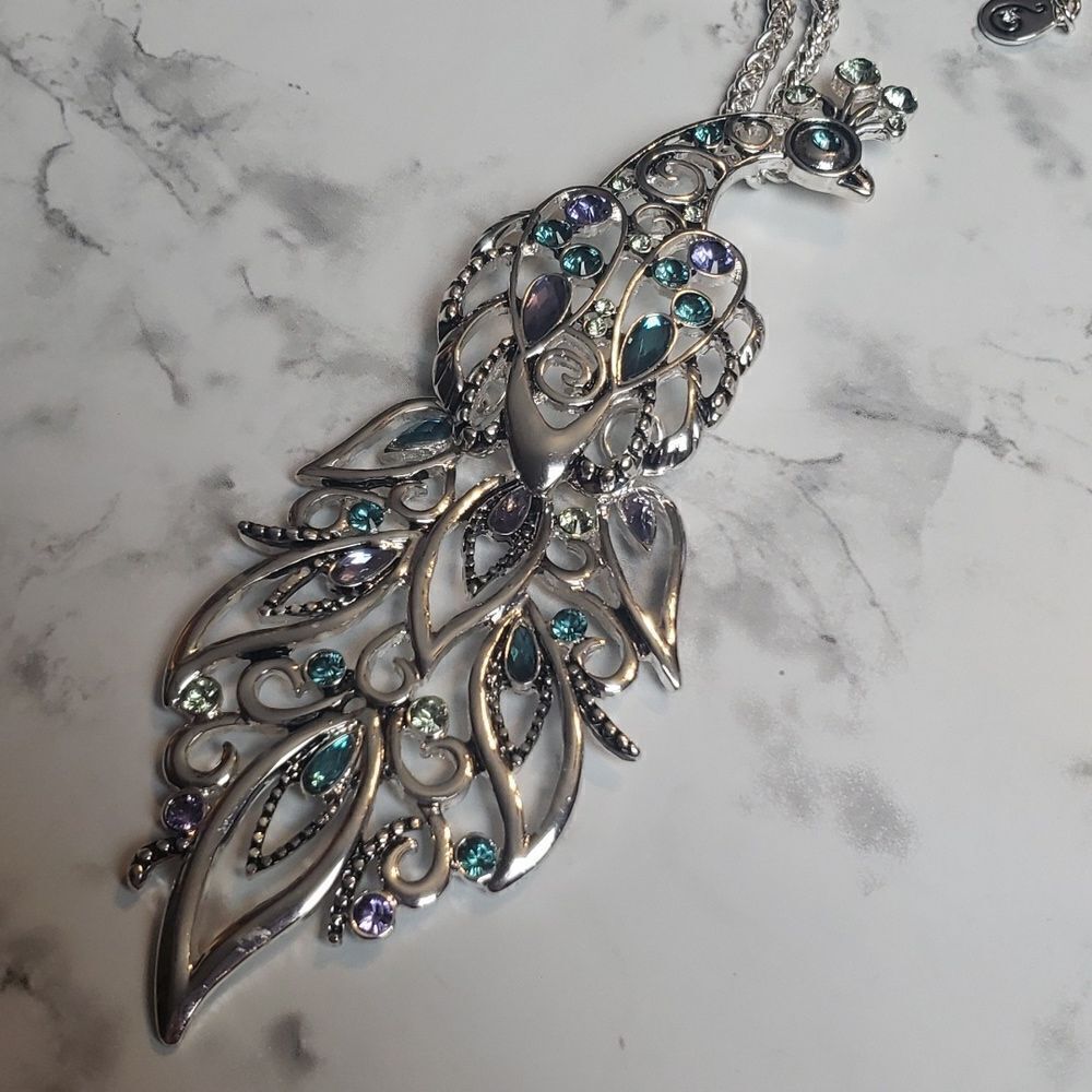 ‎Peacock Faux Diamond Necklace